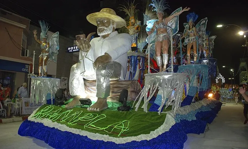 Barrio Rampla, una vez más, fue la mejor de las escuelas de samba en Artigas.