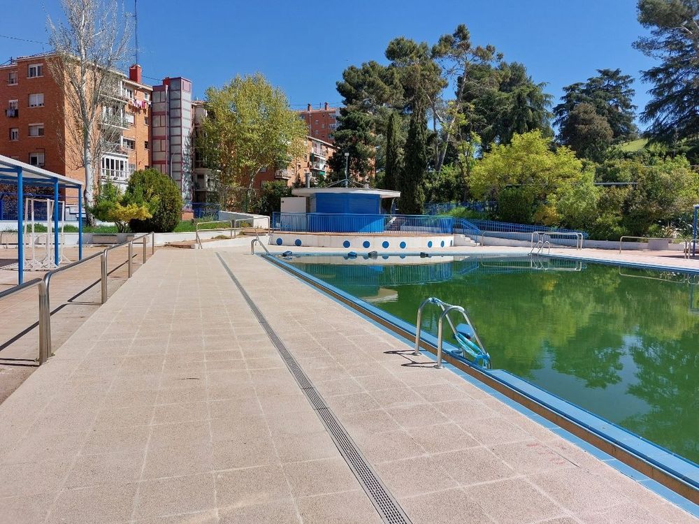 Piscina al aire libre del Centro Deportivo Municipal Vallecas