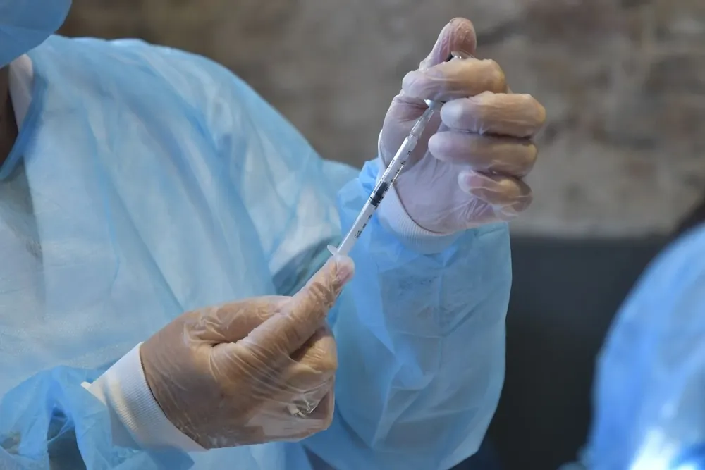 Gobierno vacunará a partir del miercoles sin agenda previa en Paso Carrasco