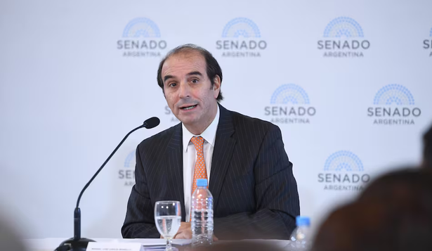 Manuel García-Mansilla defendió la legalidad de su designación