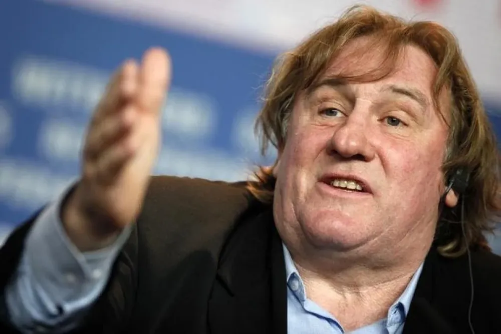 El actor Gérard Depardieu trasladó su residencia a Bélgica para pagar menos impuestos