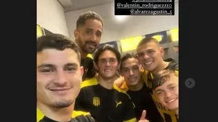 El festejo de Agustín Álvarez y sus compañeros tras el pase a semifinales