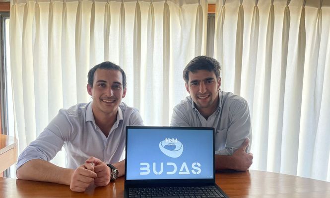 &nbsp;Juan Franco y Juan Cambón, fundadores de Budas&nbsp;