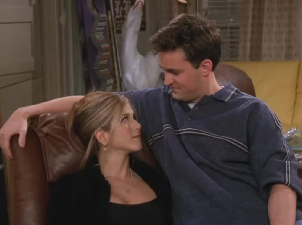 Jennifer Aniston y Matthew Perry en Friends
