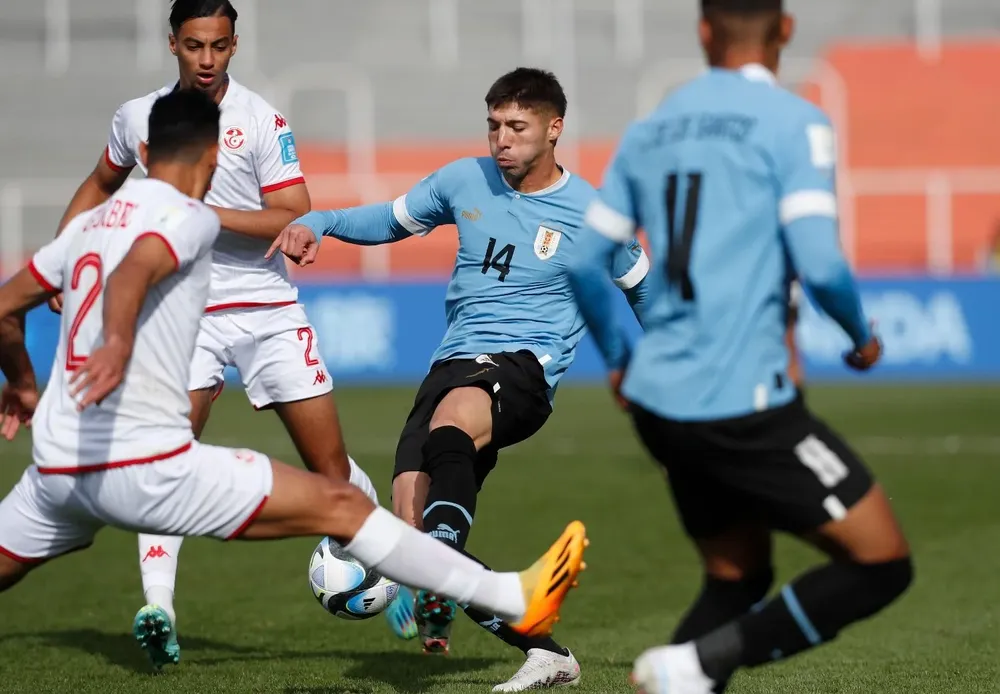 Uruguay se mide ante Gambia este jueves