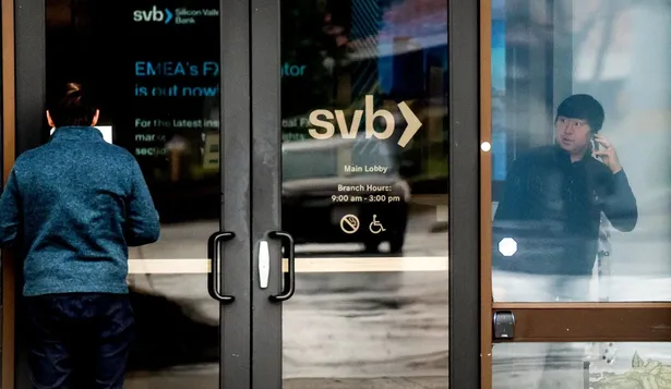 Gobierno de EEUU descarta rescatar el banco SVB pero quiere evitar el contagio