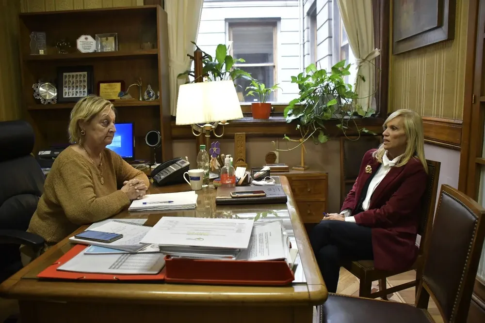 Liliam Kechichian y Beatriz Argimón