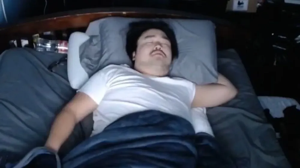 Asian Andy, uno de los streamers del sueño