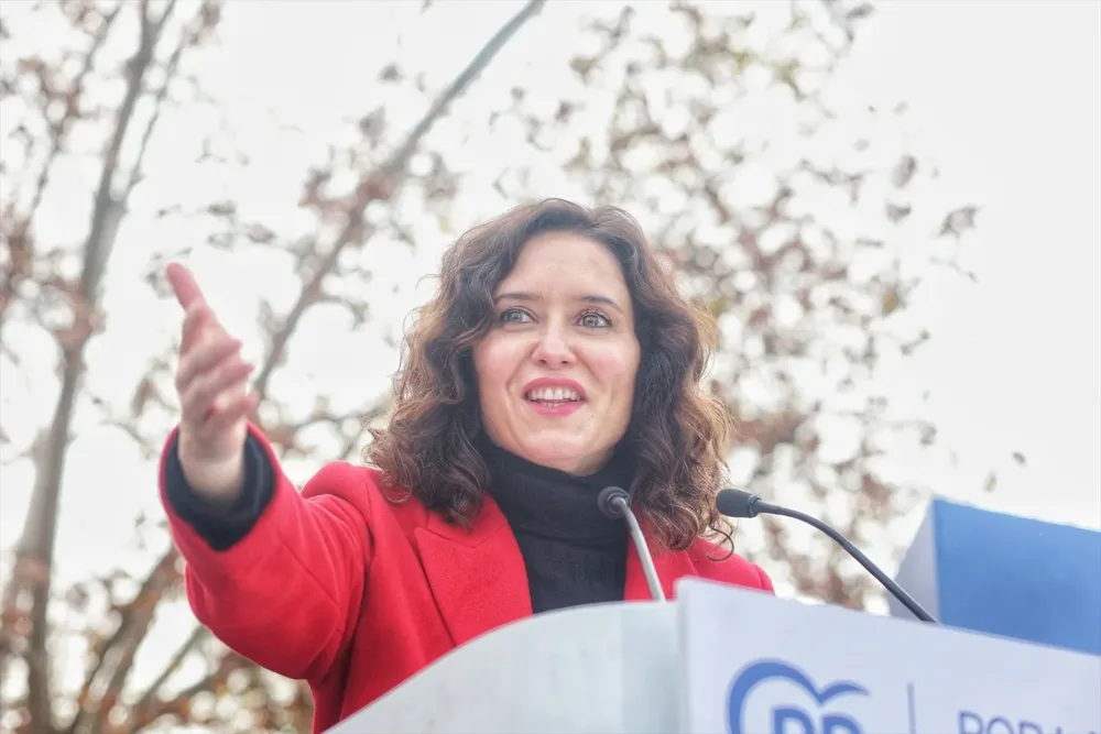La presidenta de la Comunidad de Madrid, Isabel Díaz Ayuso, interviene durante un acto del PP contra la amnistía, en el Templo de Debod.
