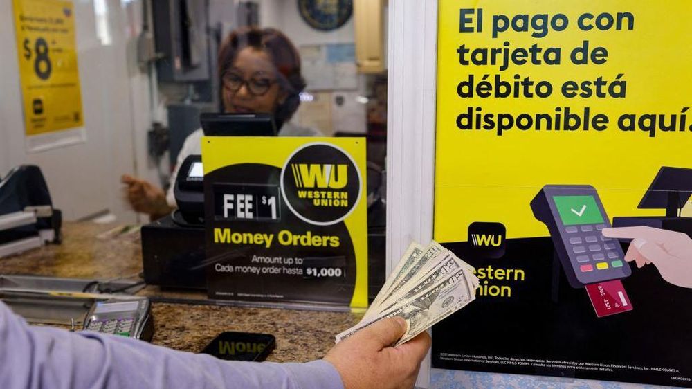 EE.UU. aprobó un impuesto a las remesas en efectivo, no a las transferencias por medios electrónicos.