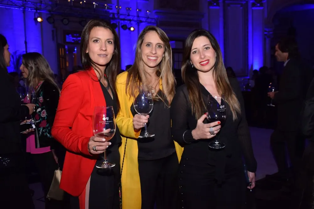 Andrea Osores, Adriana Mazzutti y Mariana Sosa