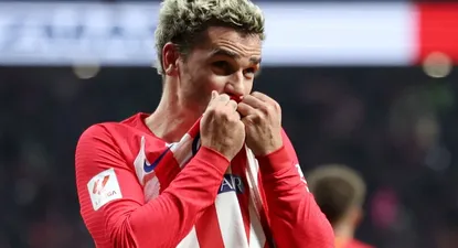 De la mano de Griezmann.