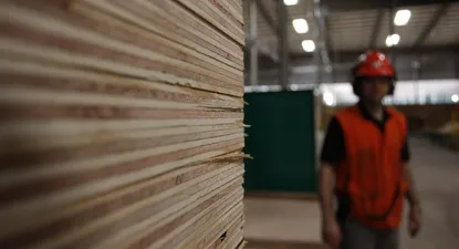 Inversor de Urupanel arregló con acreedores y se hizo con la planta