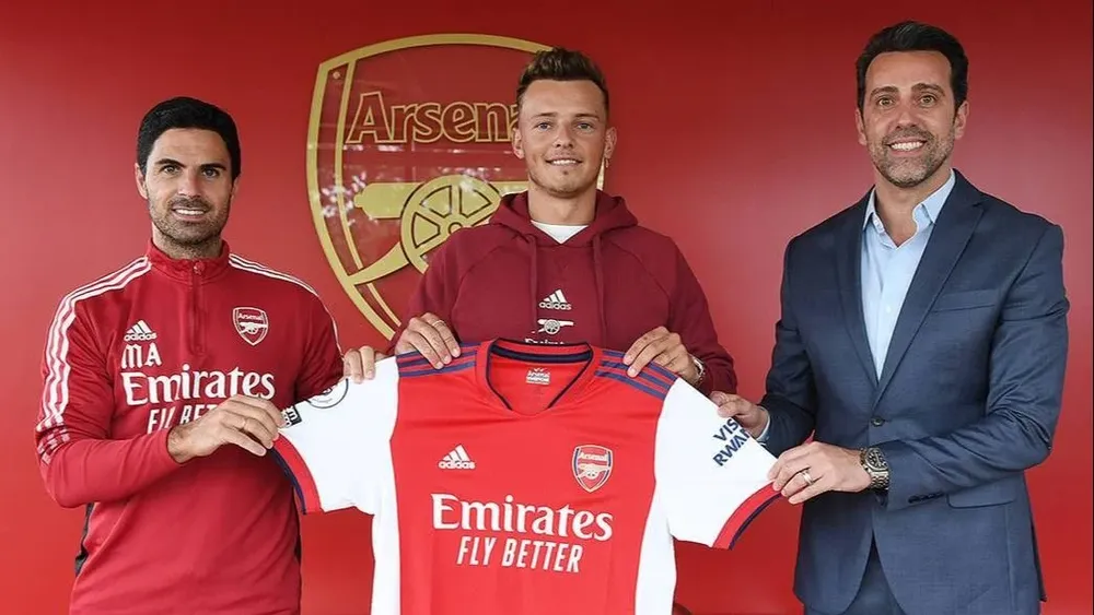 Arsenal fichó a Ben White por 58 millones de euros