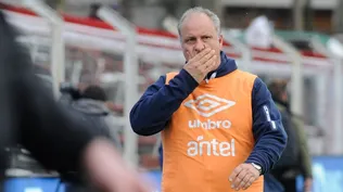 La cara de Alejandro Cappuccio en el Saroldi lo dice todo; existe una gran preocupación acerca de su futuro en Nacional