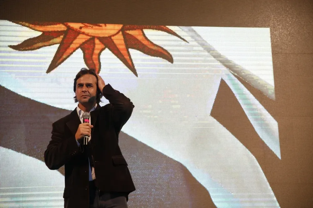 Lacalle Pou pronuncia su primer discurso como candidato del Partido Nacional