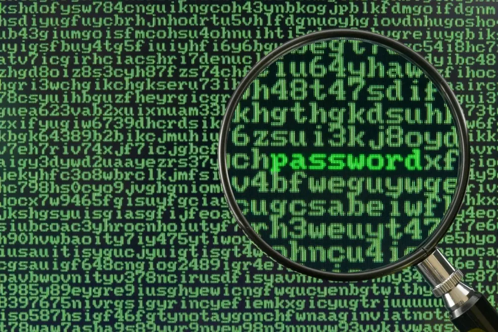 hackers_20120613204324_739.webp