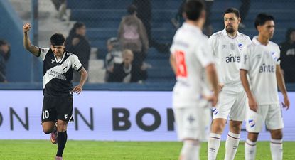 Mateo Peralta celebra su gol contra Nacional