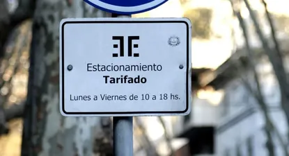 desde este viernes rigen nuevos precios en el estacionamiento tarifado