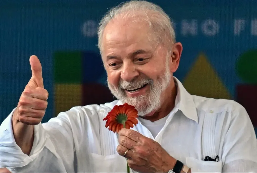 Lula cumple con una de sus principales promesas de campaña.
