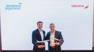 El presidente de Iberia, Marco Sansavini, y el presidente y gerente general de Aerolíneas Argentinas, Fabián Lombardo.