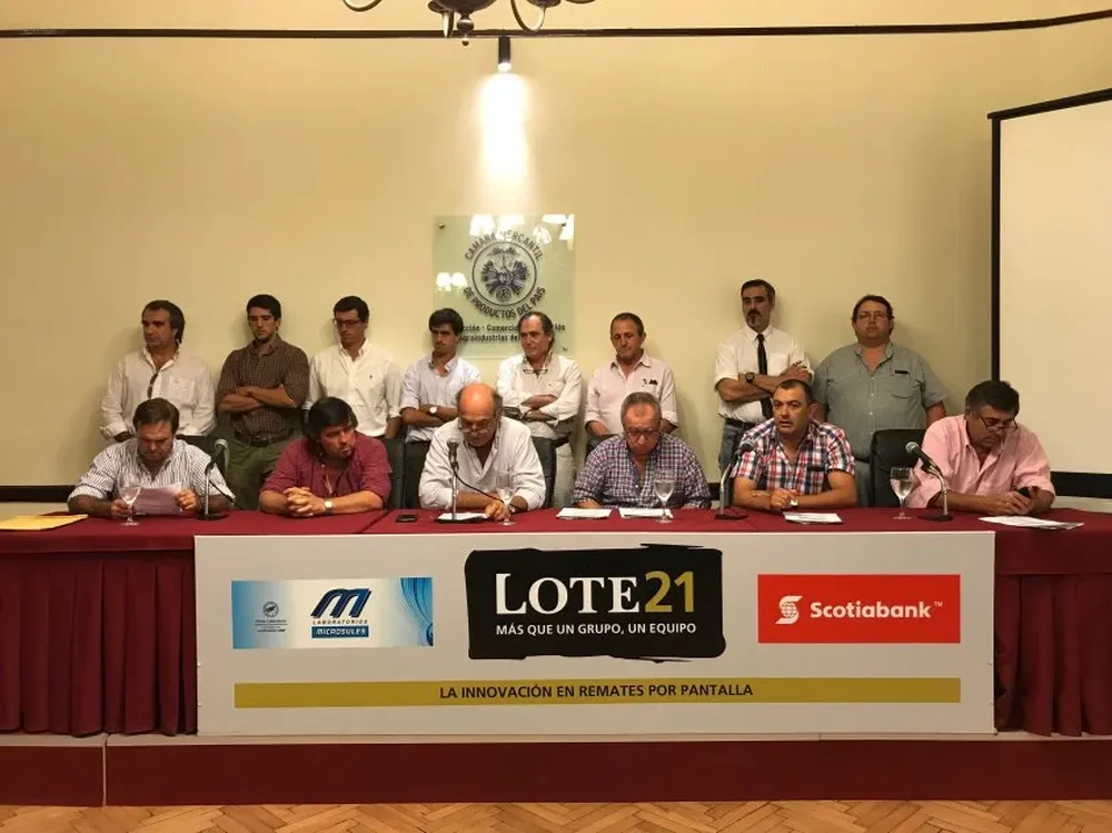 Los detalles de la oferta fueron presentados este jueves en la sede de la Cámara Mercantil de Productos del País.