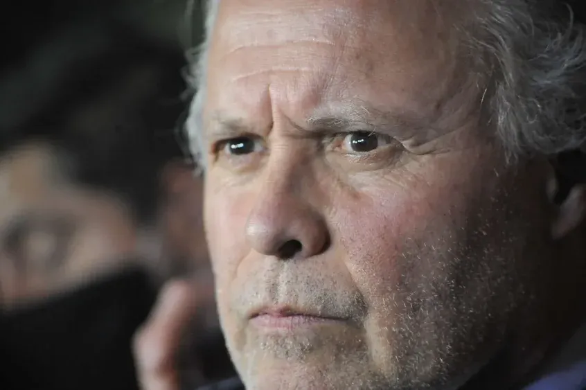 Pablo Iturralde renunció a la presidencia del Directorio del Partido Nacional