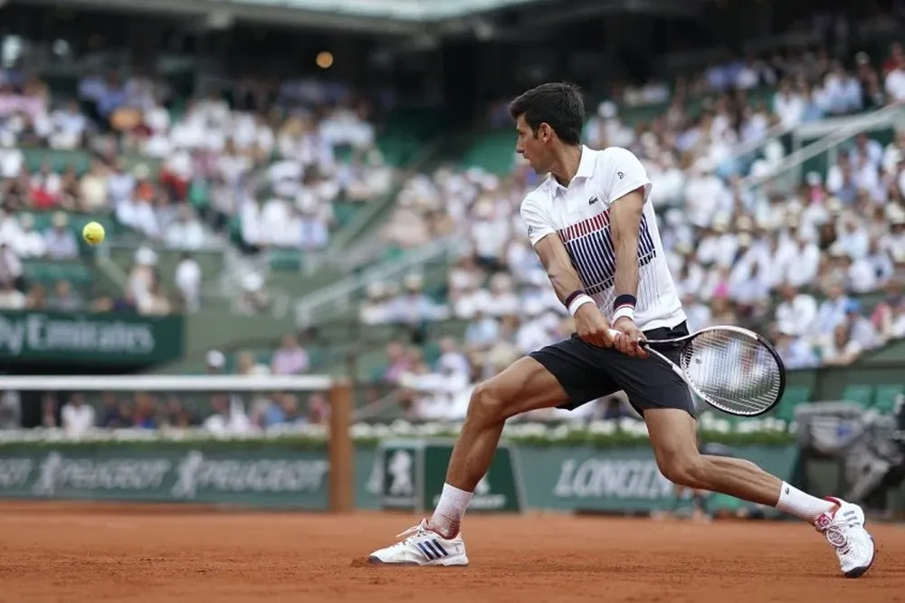 Nole ganó en su debut en Roland Garros 2017