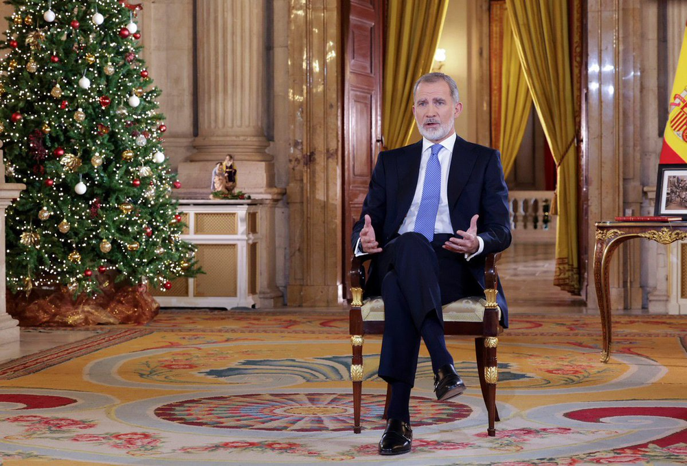 Desde el Palacio Real de Madrid, Felipe VI emite su mensaje de Navidad de 2024.