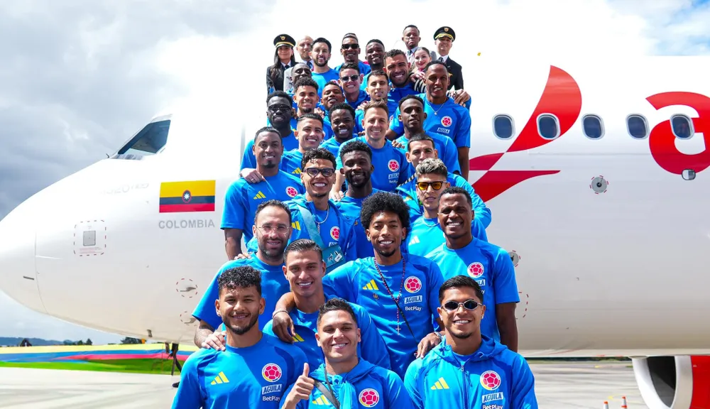 El plantel de la selección de Colombia antes de partir al Mundial 2026