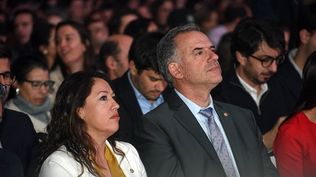 La ministra de Industria, Fernanda Cardona, y el presidente Yamandú Orsi
