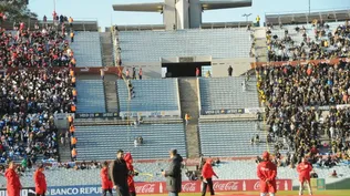 Gobierno propone suspender partidos ante cánticos sobre muertes