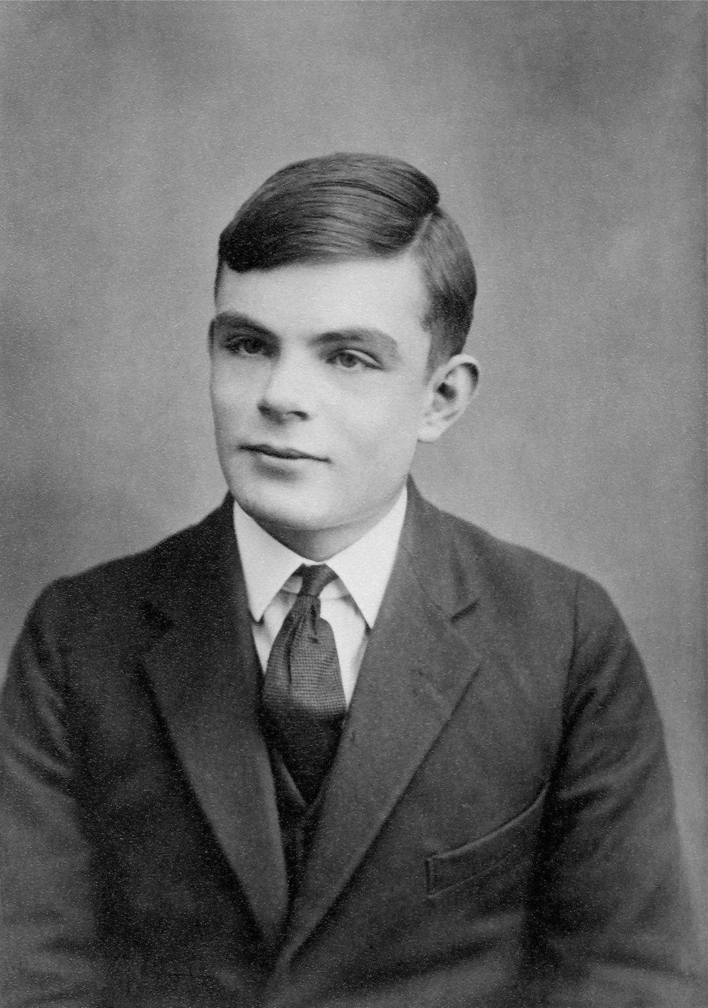 El matemático y criptógrafo Alan Turing fue pionero de la computación y teórico de la inteligencia artificial.
