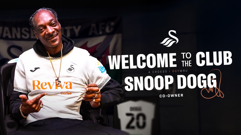 El rapero Snoop Dogg, nuevo copropietario del Swansea FC.