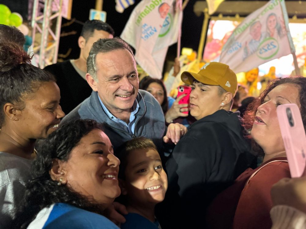 GQj_CVaXAAA9NWG.jfif