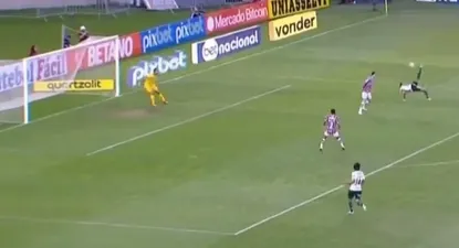 El brasileño Rony anotó un golazo para Palmeiras ante Fluminense