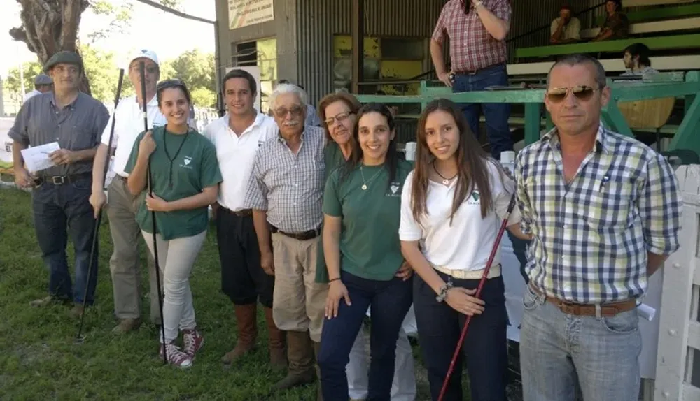 Integrantes de la cabaña y del escritorio en Guichón