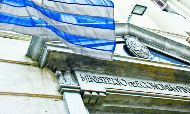 Costo de financiamiento estatal en plaza local continúa a la baja