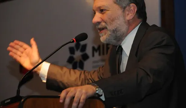 Kreimerman prevé que la industria desacelerará su crecimiento.