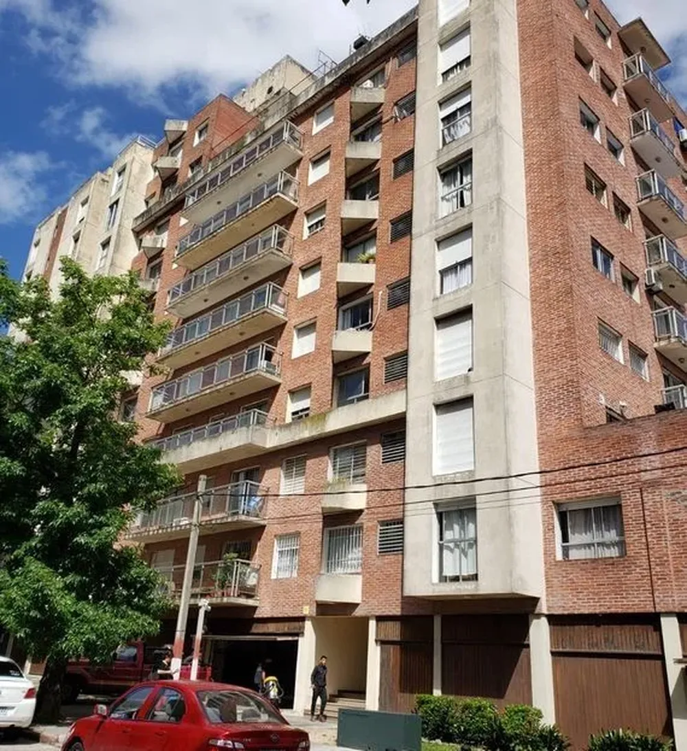 Edificio en La Blanqueada.
