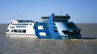 Buquebus seguirá operando en la terminal de pasajeros