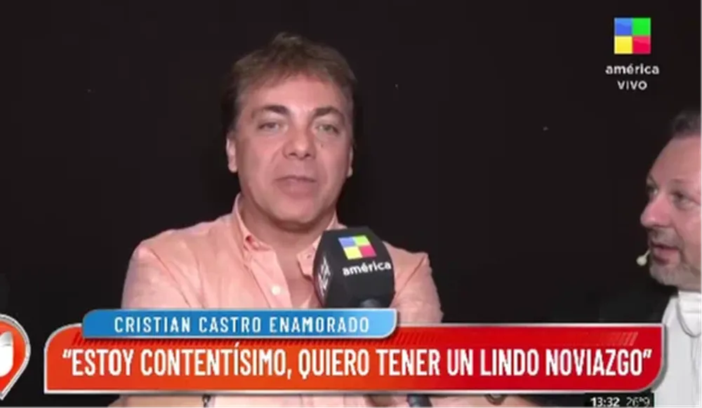 El cantante mexicano blanqueó su nueva relación