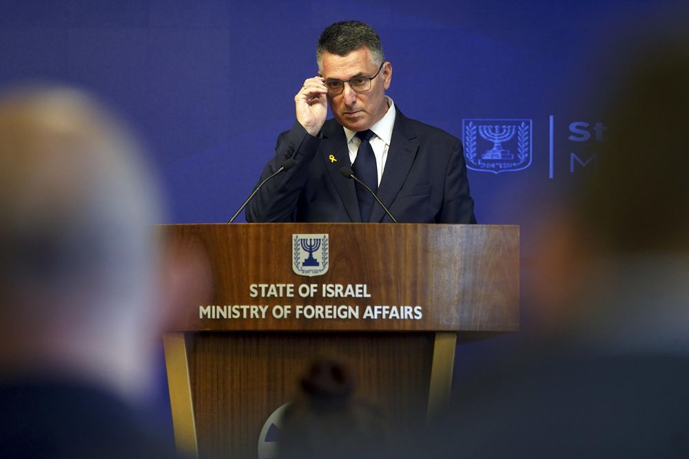 l ministro israelí de Exteriores, Gideon Saar, durante una rueda de prensa celebrada este lunes en Jerusalén.