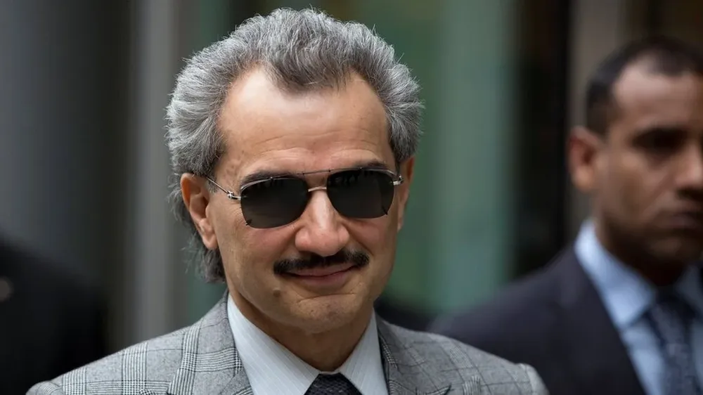 El príncipe Alwaleed bin Talal es uno de los hombres más ricos del mundo.