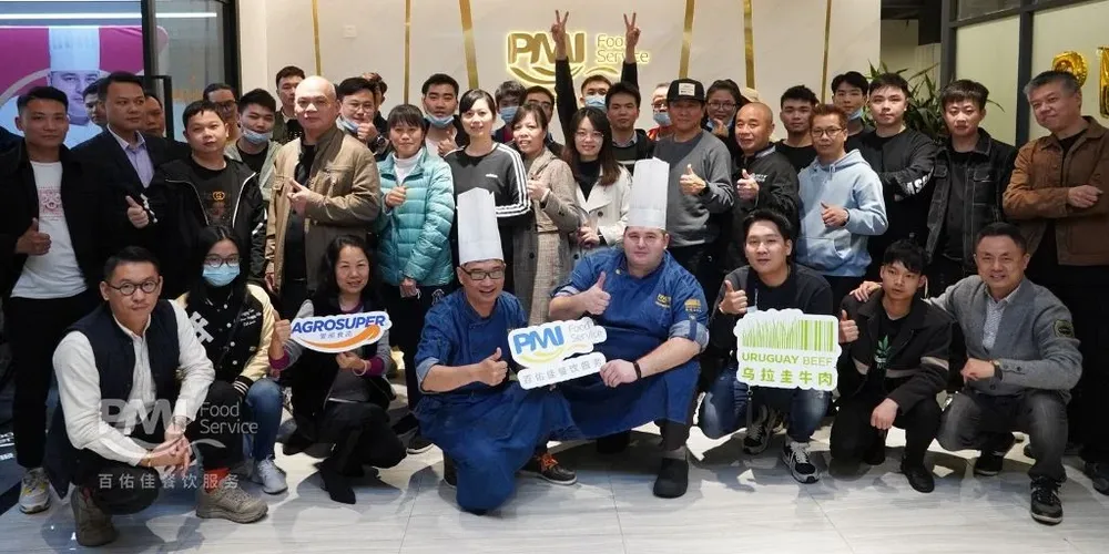 Promociones de carnes uruguayas en China emprendidas por el INAC.