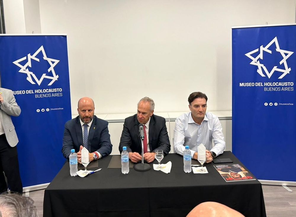 Mariano Borinsky, Marcos M. Mindlin y Hernán Najenson