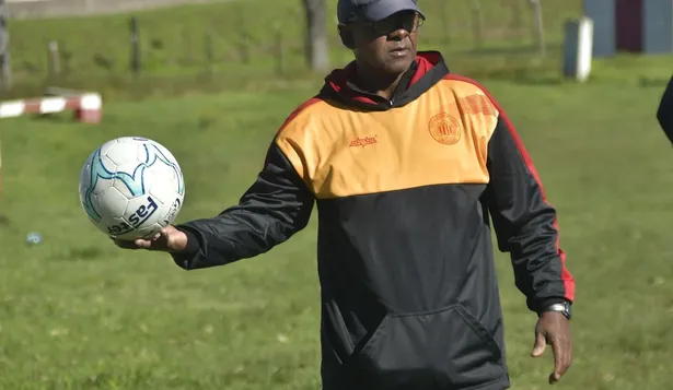 Próspero Silva y la pelota