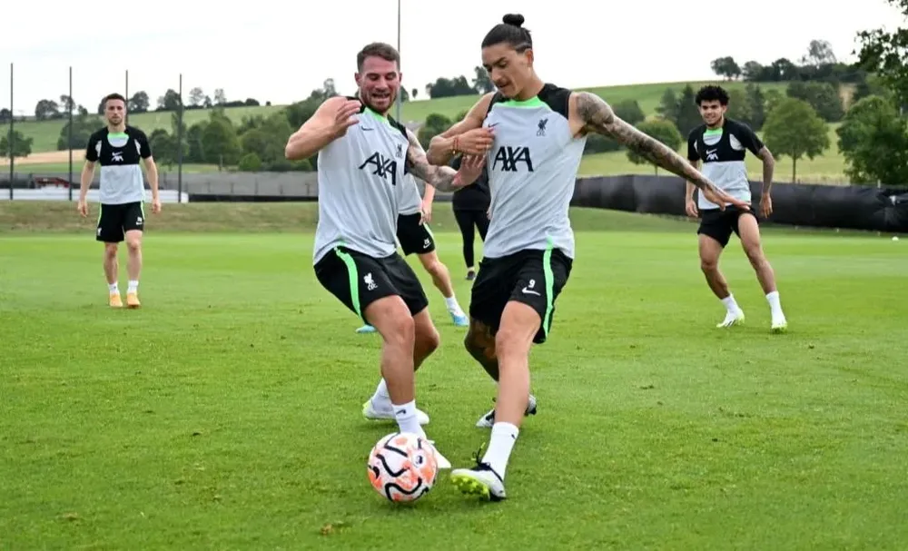 Alexis Mac Allister y Darwin Núñez