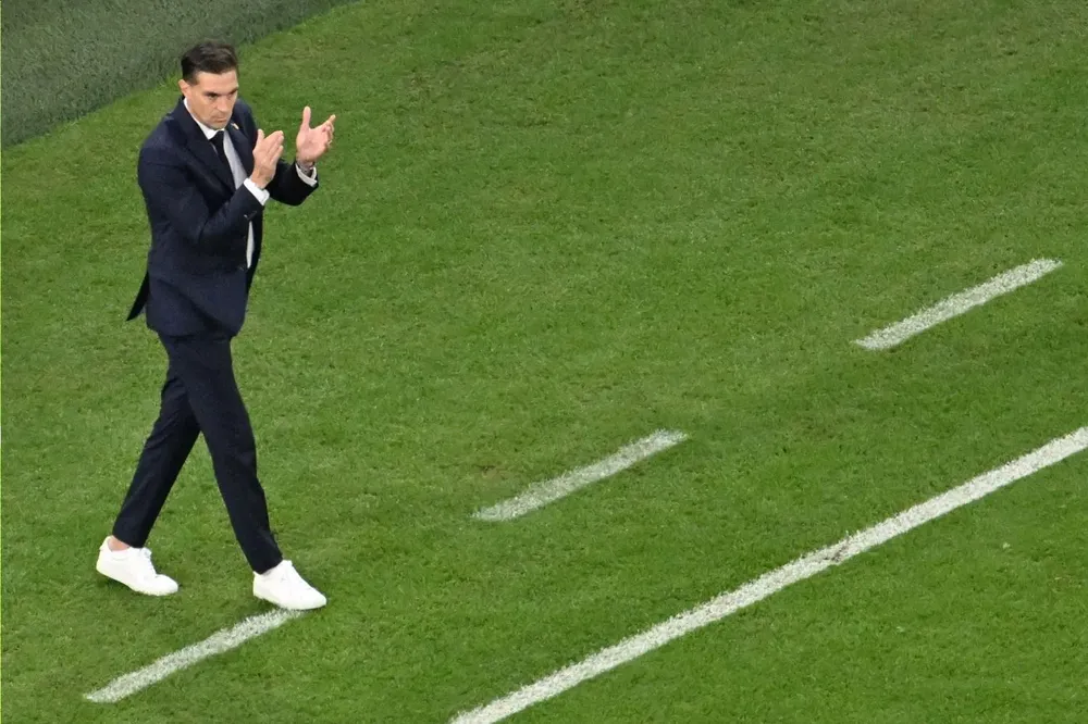 Diego Alonso, entrenador de Uruguay