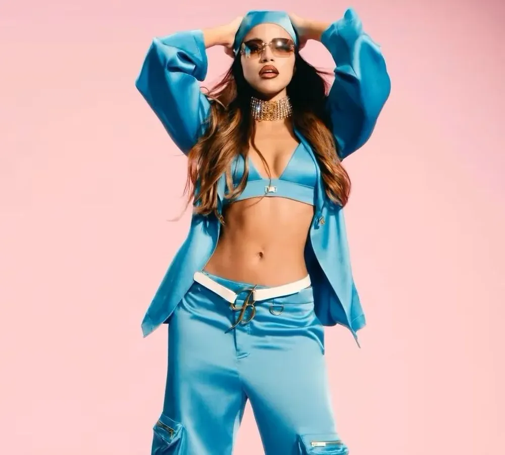 La artista agotó 10 Movistar Arena